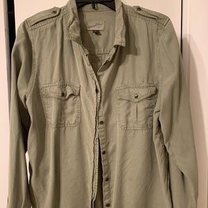 Universal Thread Olive Button Up